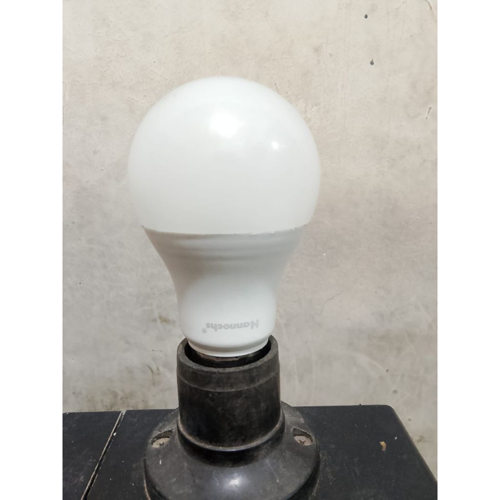 lampu LED hannochs 12 Watt rekondisi