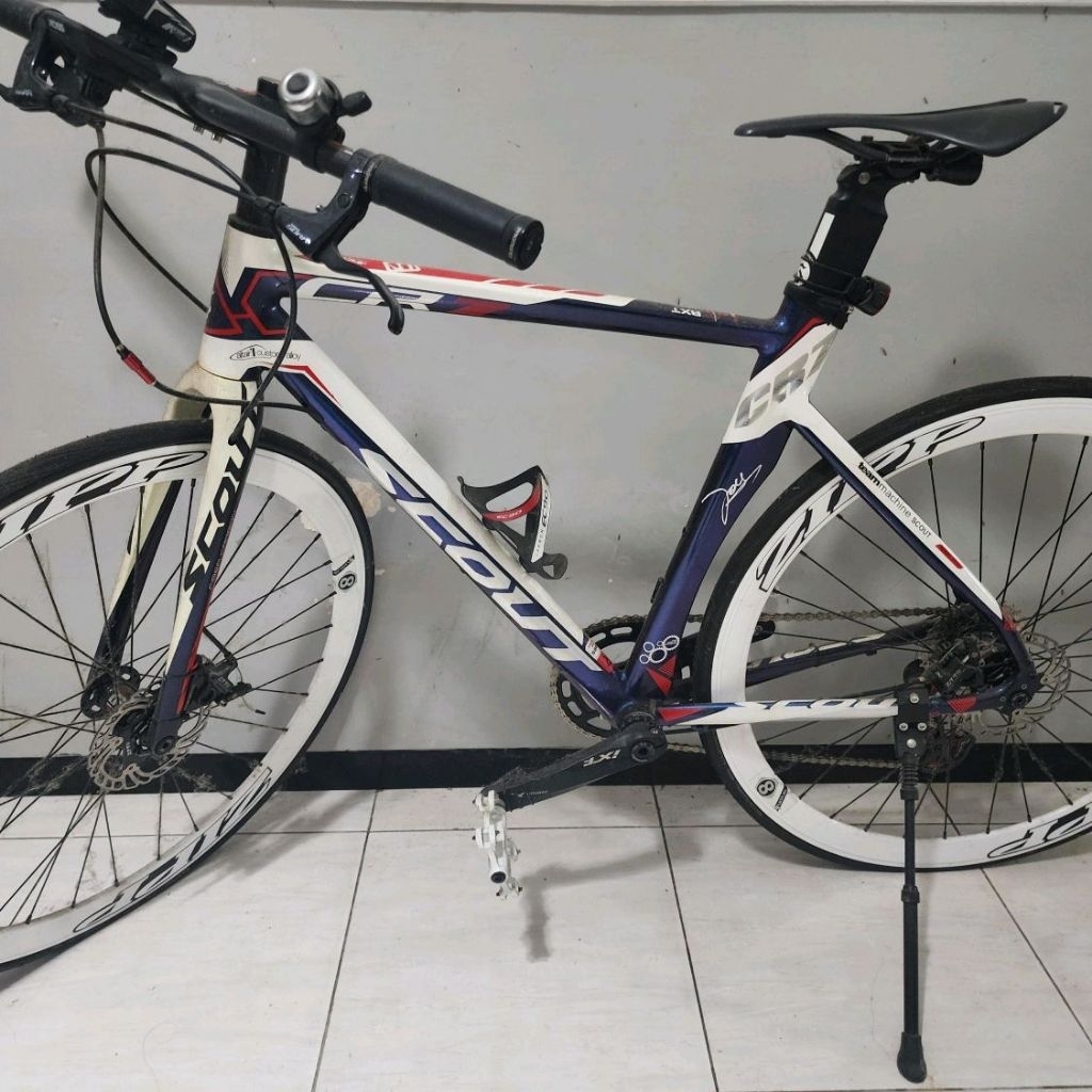 scout cr7 full bike, 10sp 105 xsos