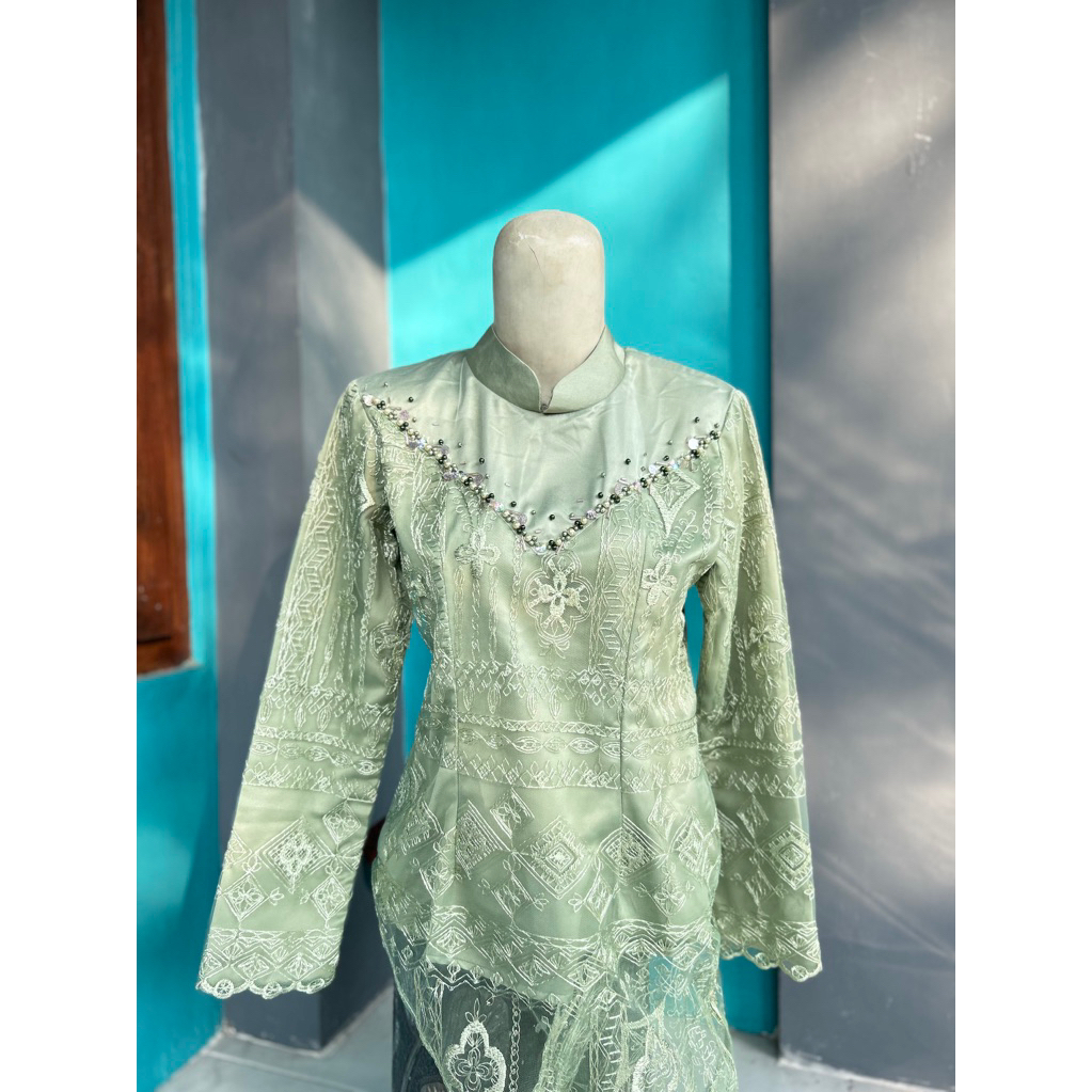 kebaya prelove hijau sage