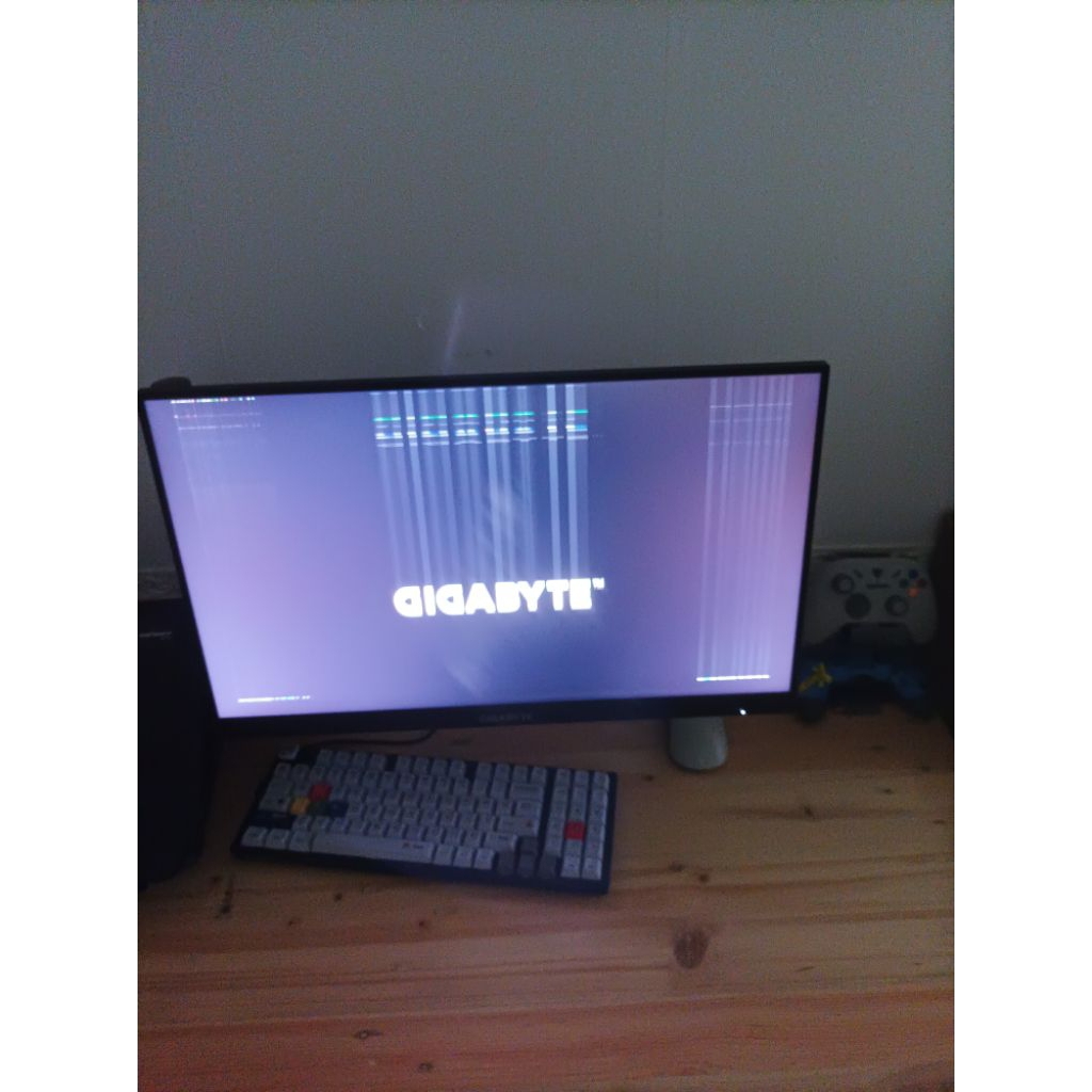 gigabyte g24f2 (minus)