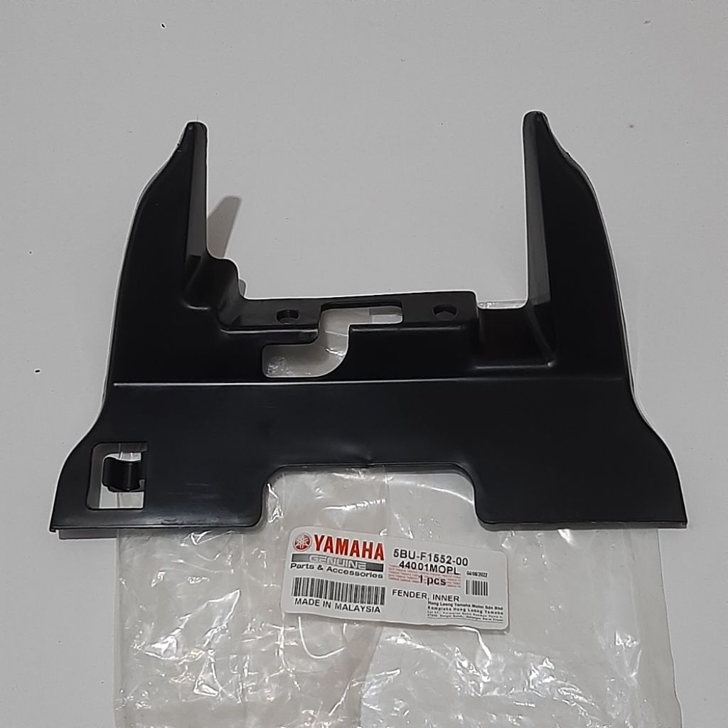 5BU-F1552-00 Yamaha 125Z cover kap fender inner mudguard pelindung sayap dalam original