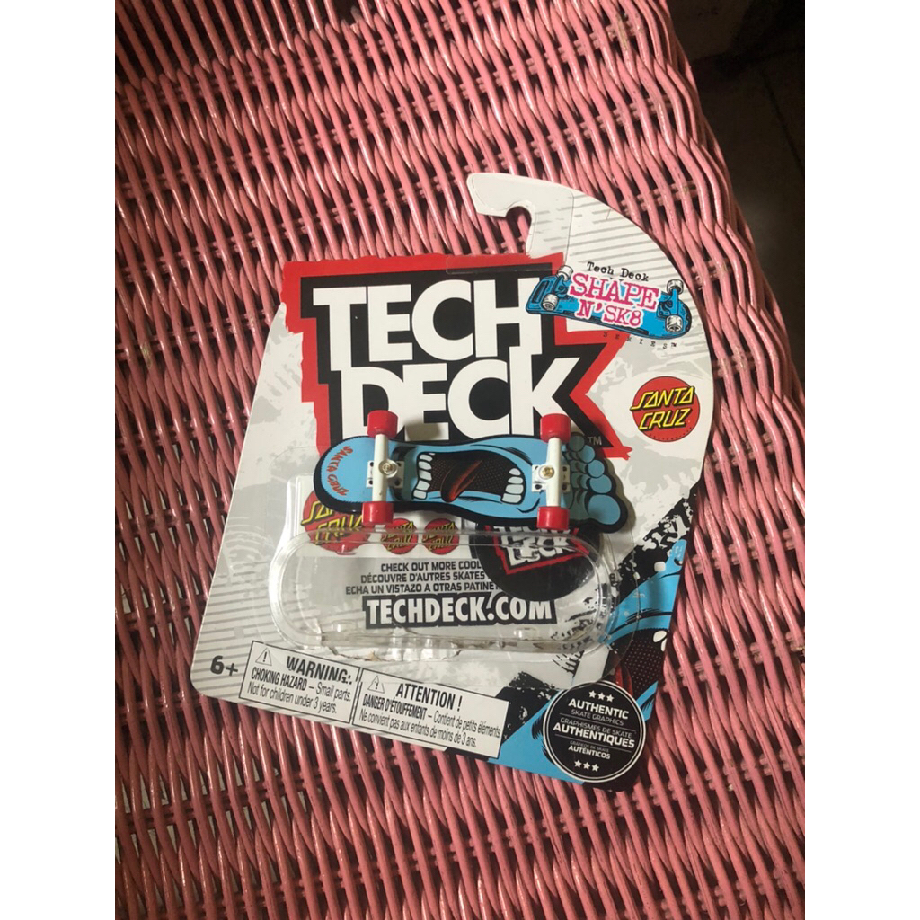 Tech Deck Sk8 Shape Santa Cruz (unsealed)