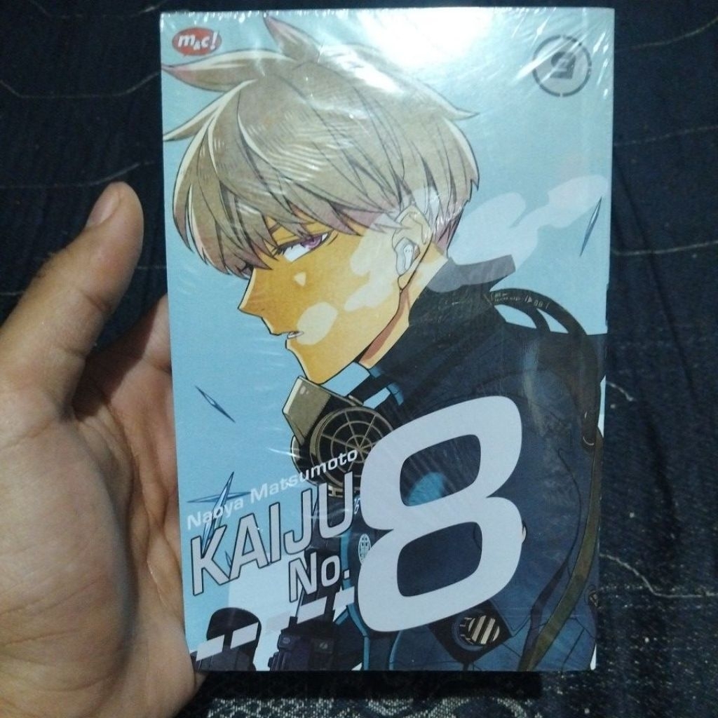 komik kaiju no 8 vol 9