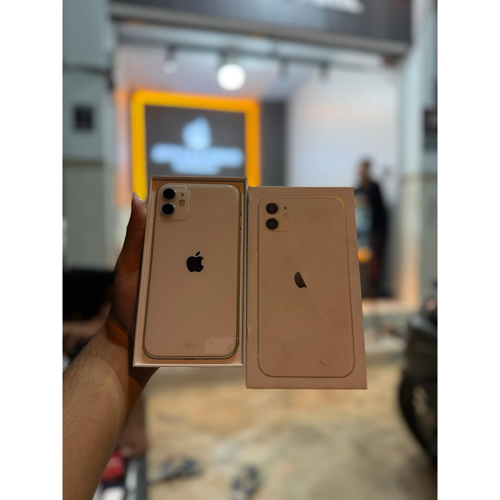 iPhone 11 64 IBox