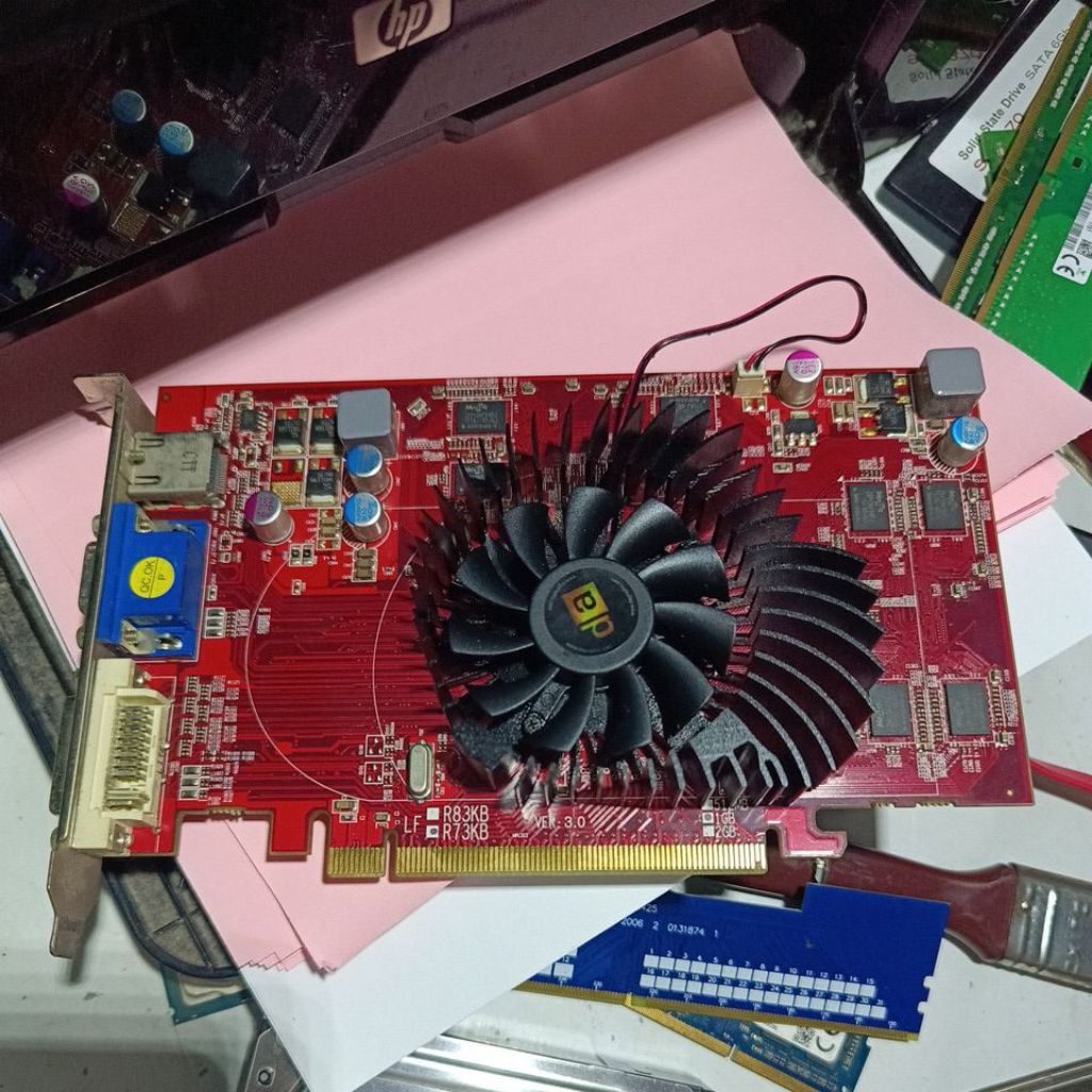 VGA Radeon 1gb 128bit ddr3