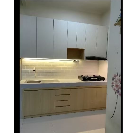 kichenshet HPL minimalis dan moderan. /lemari dapur minimalis