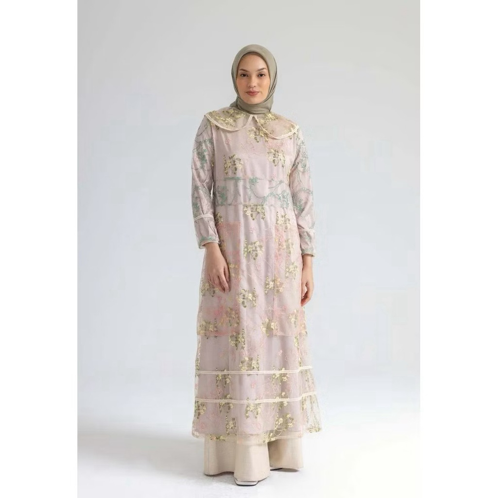 Ria Miranda - Zahara Long Dress - S  { NEW }