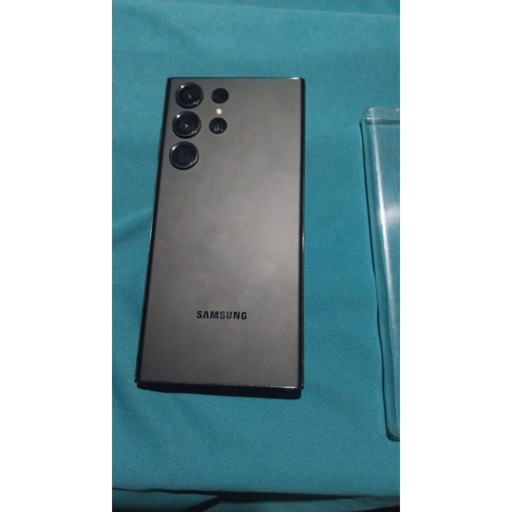Samsung Galaxy S23 Ultra Second/Bekas (minus)
