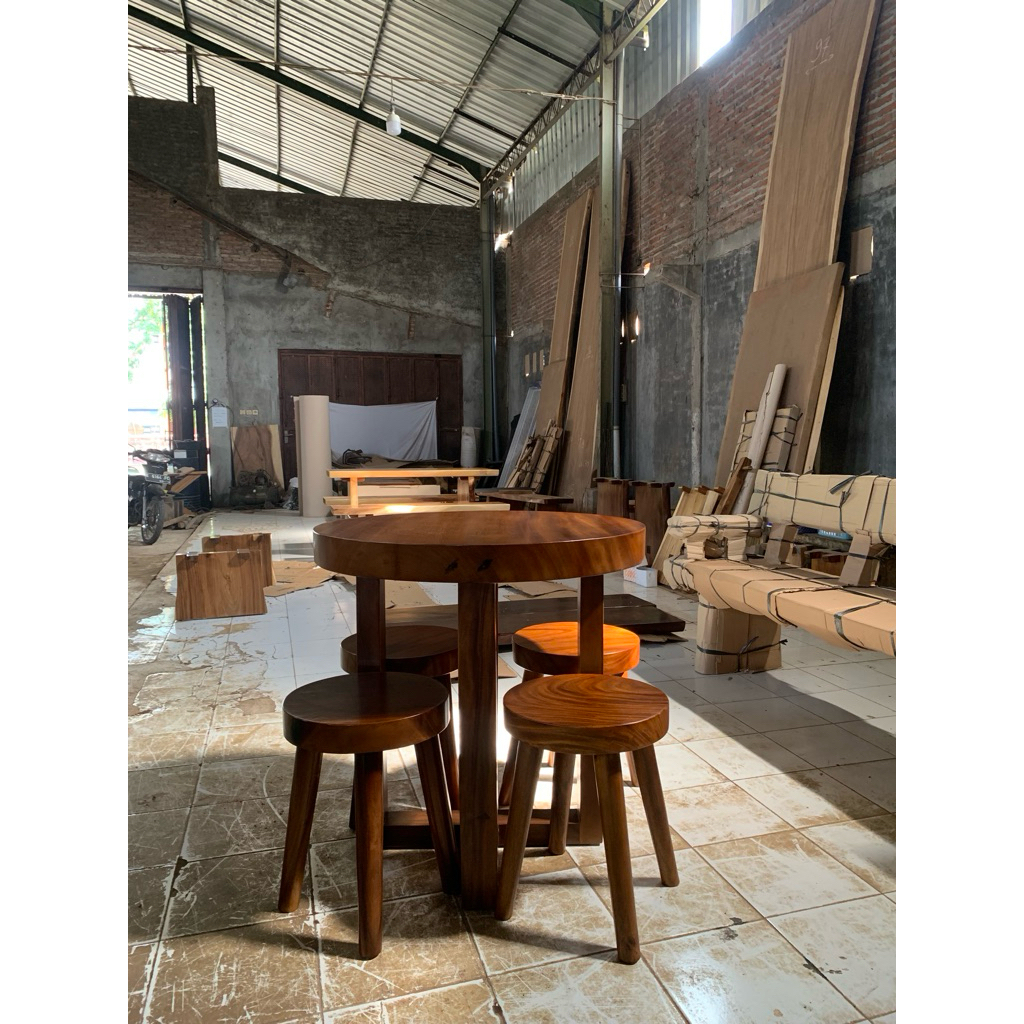 meja trembesi solid bulat diameter 80cm
