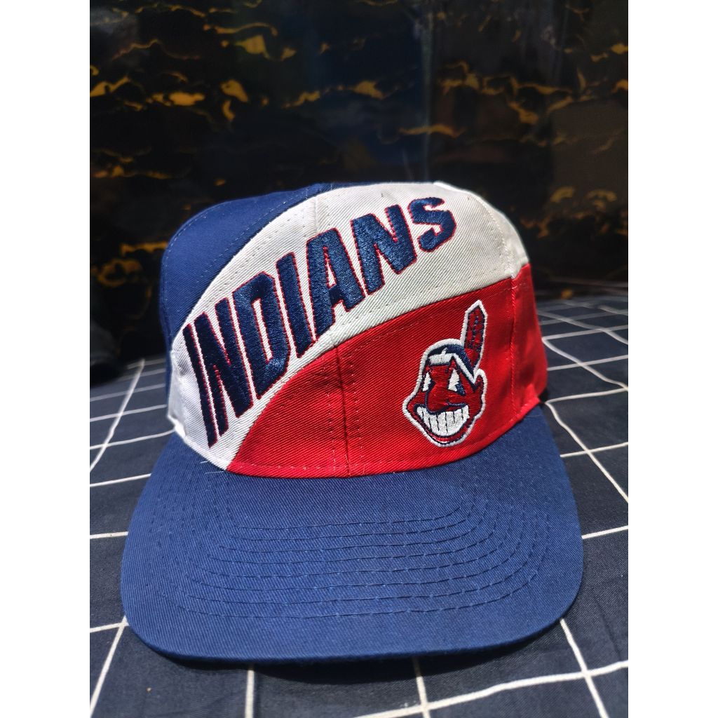 Topi Vintage Indians MLB Logo 7 Mulus No Minus..