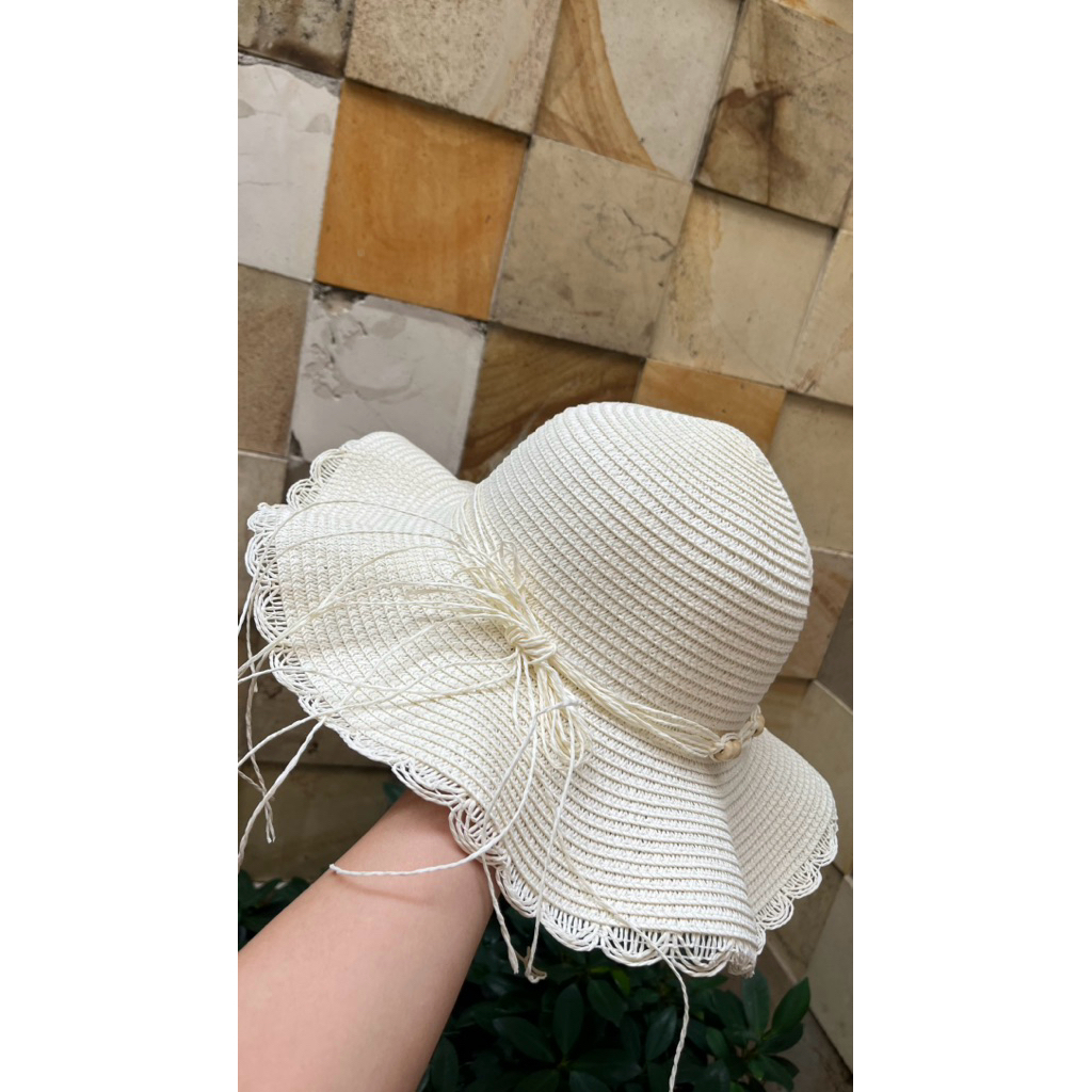 preloved topi pantai sekali pakai /topi pantai