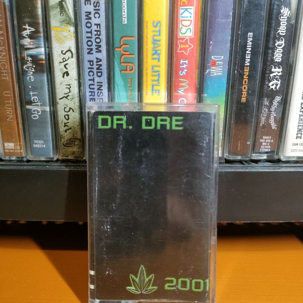 Kaset Pita Dr Dre Dre Snoop Dogg 2001 baca deskripsi