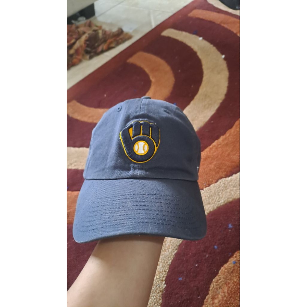 topi 47 original