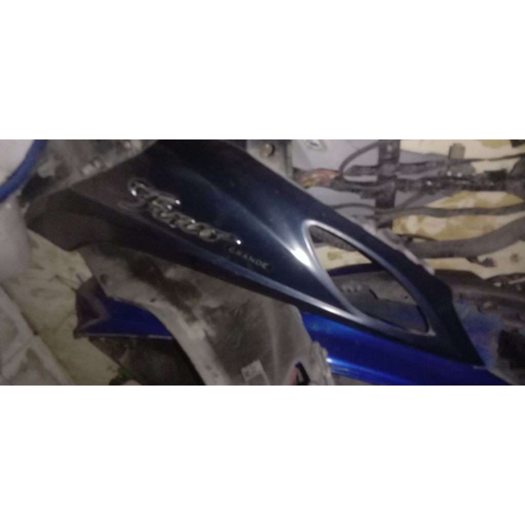 COVER BODI SAMPING KANAN KIRI FINO GRANDE 125 SEKEN COPOTAN ORIGINAL