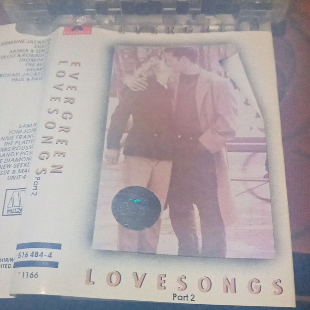 kaset pita EVERGREEN LOVE SONG R-35