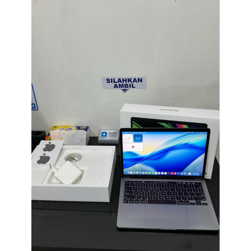 Macbook pro M1 8/512 ibox original