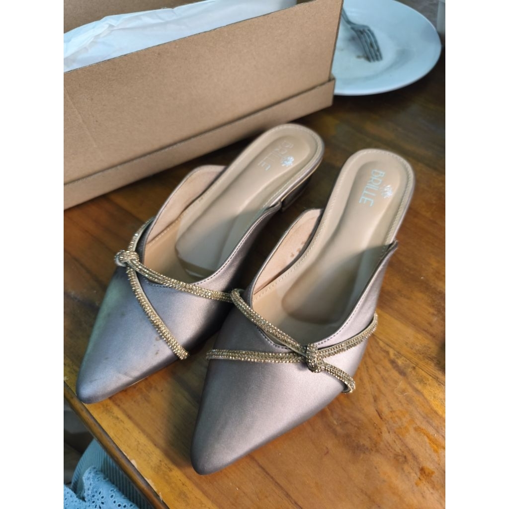 no nego--mules shoes sandal hak wanita preloved