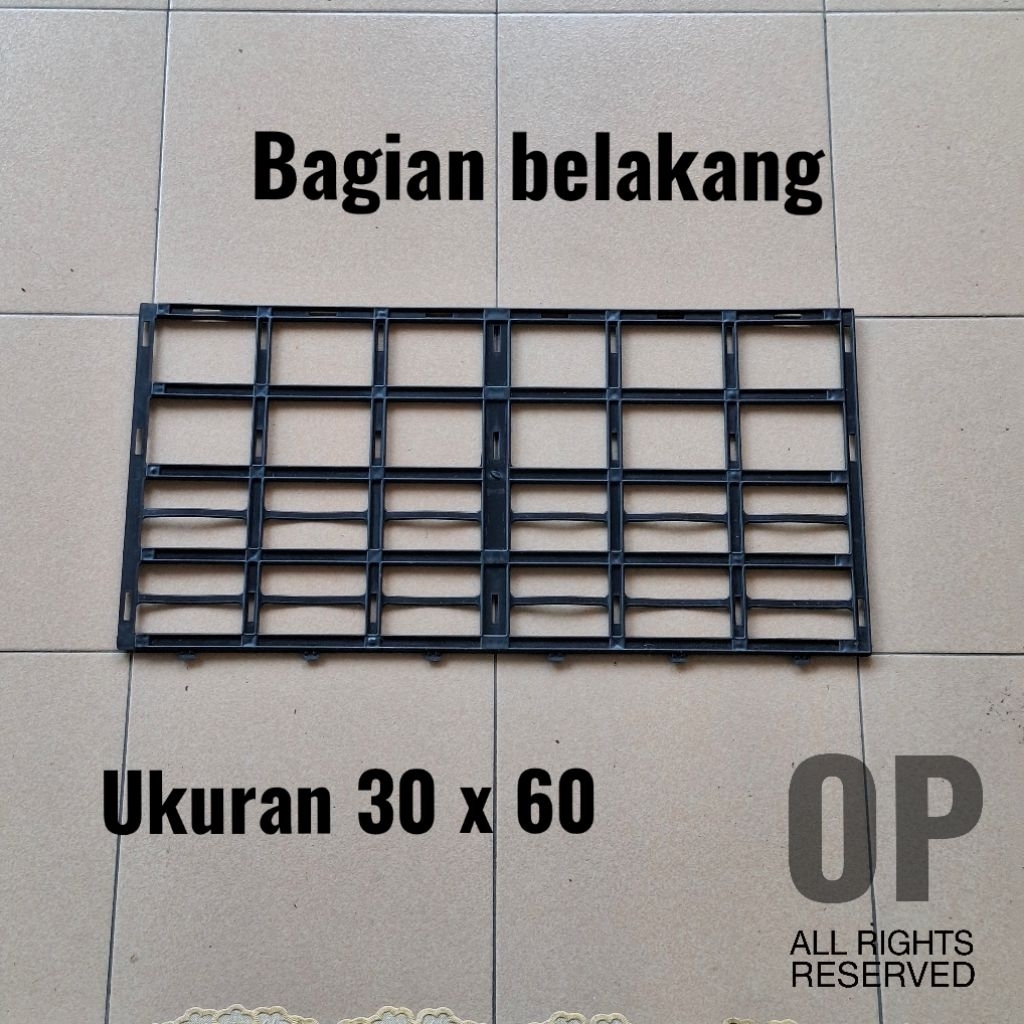 Bagian Dinding Belakang Baterai Kandang Ayam Bebek Petelur Plastik