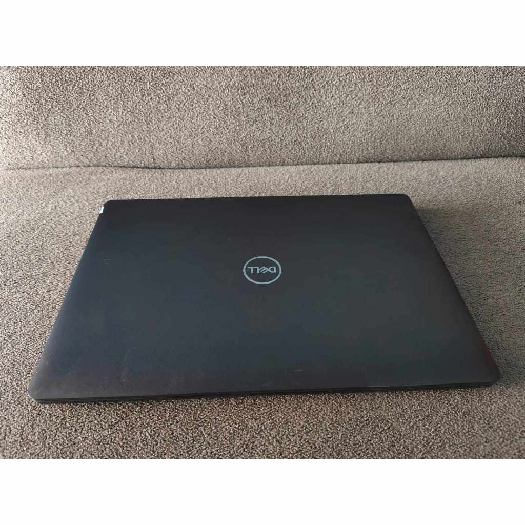 Laptop seri bisnis dell latitude 5300 touchscreen