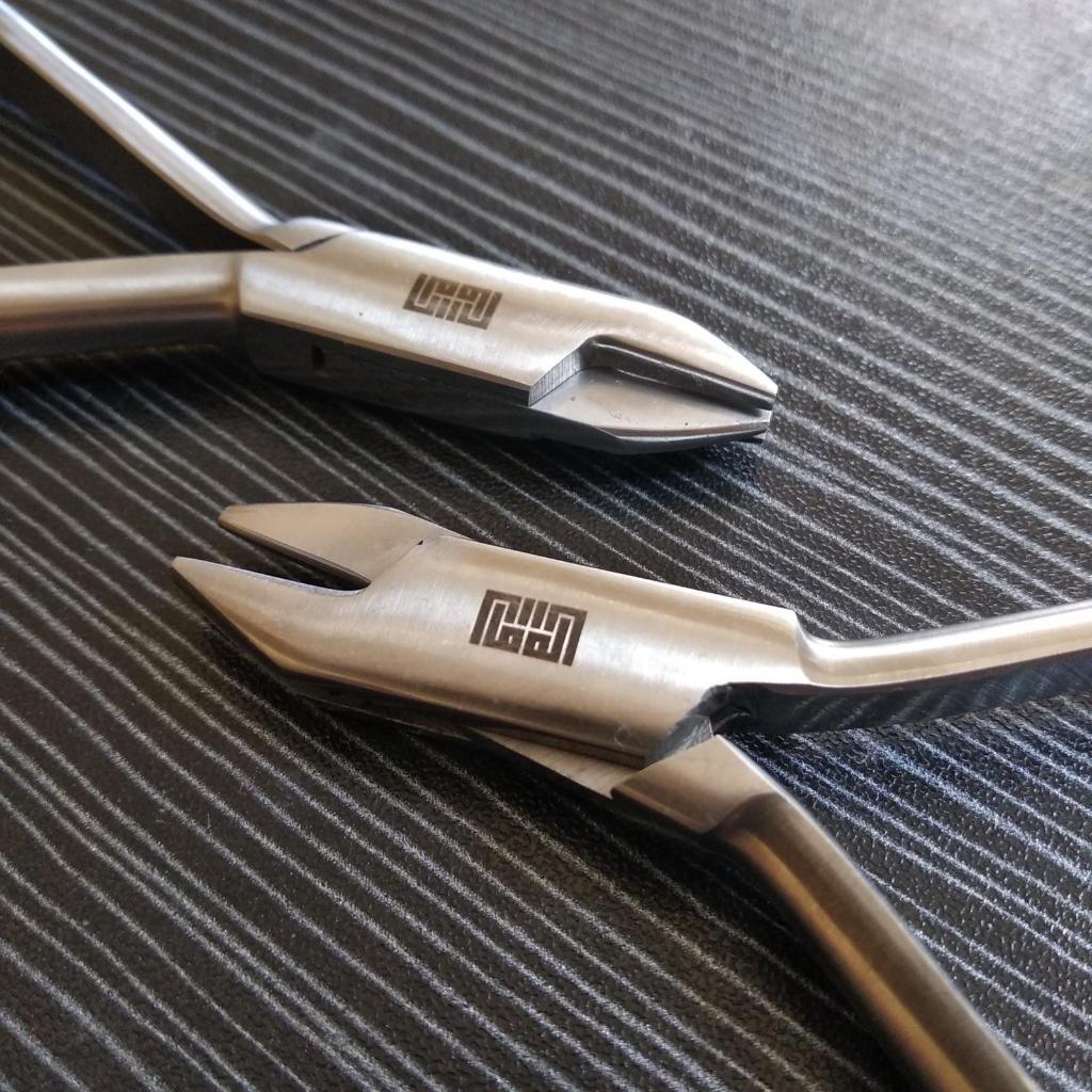 Tang Tiga jari Tang Ortho Klamer Merc AMMA Dental instrument Stainless Steel / Tang Ortho Universal
