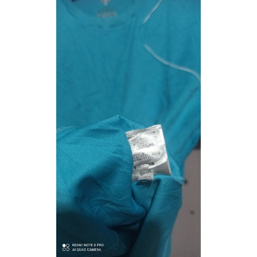 kaos oblong jersey Descente