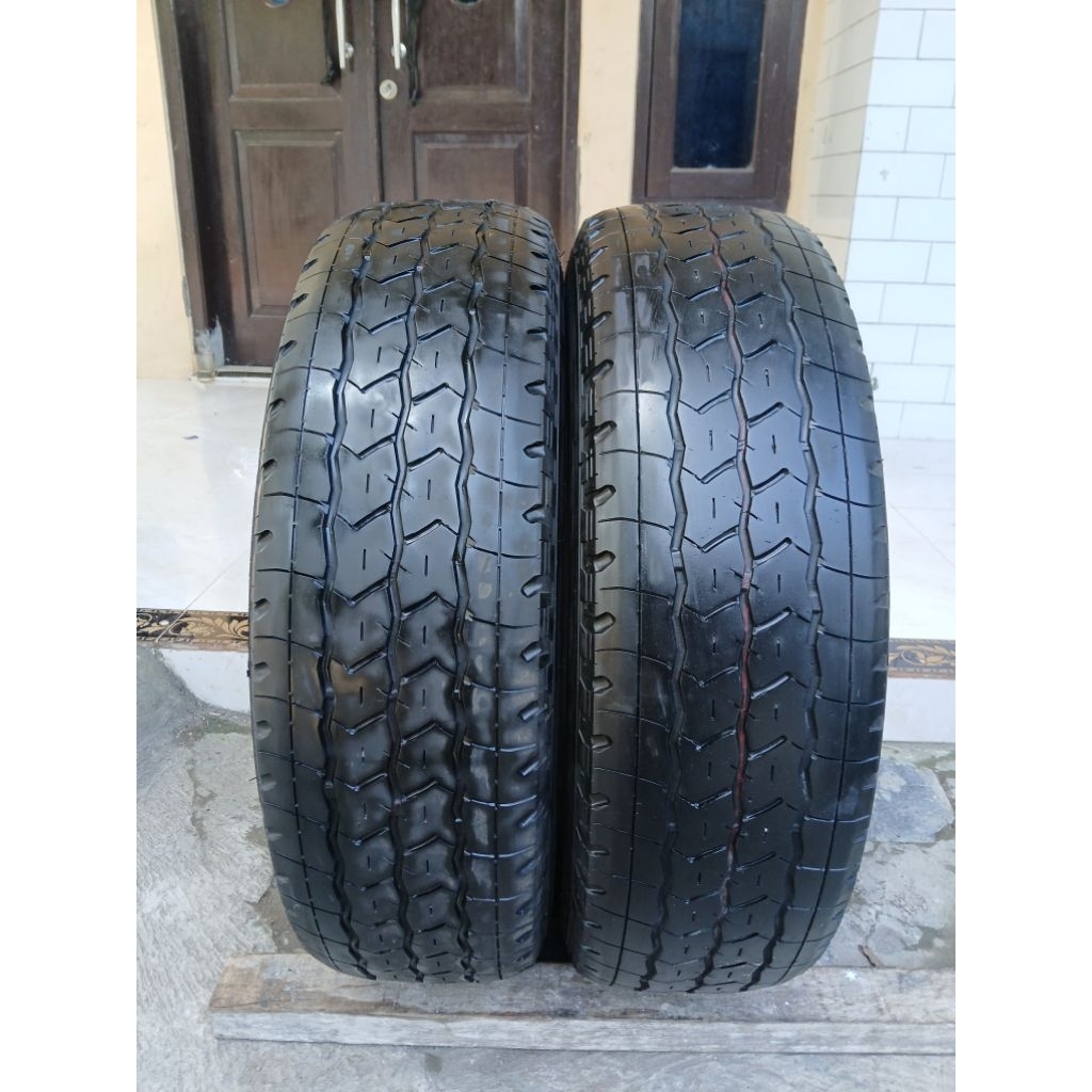 Ban Bridgestone 195 R15