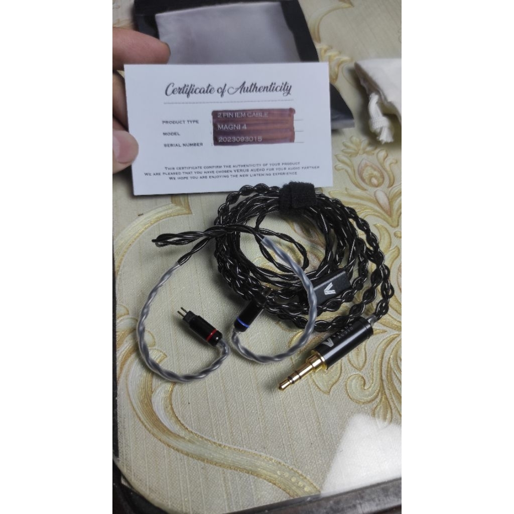 VERUS MAGNI 4 DUALPIN 3,5MM GOLD