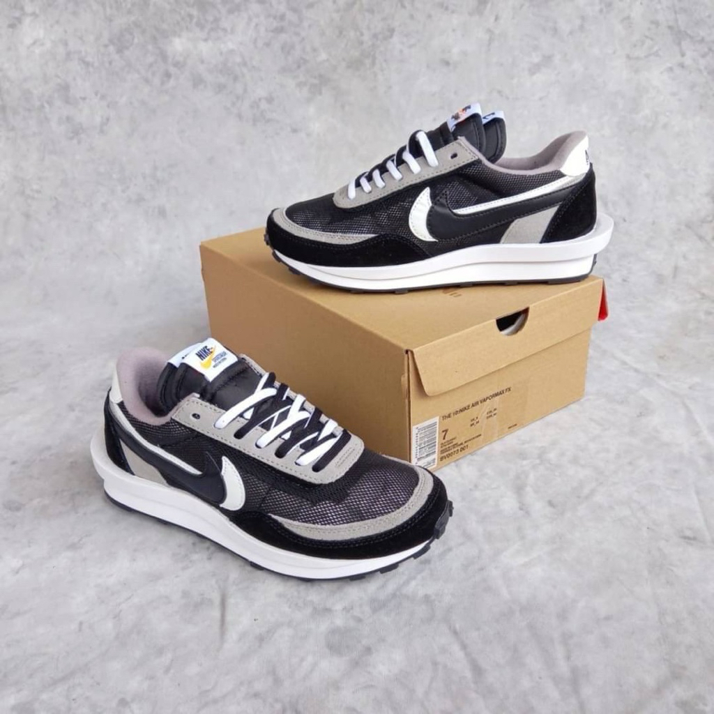 ( BDGSNKRS ) Sepatu Nike Sacai Black White Grey