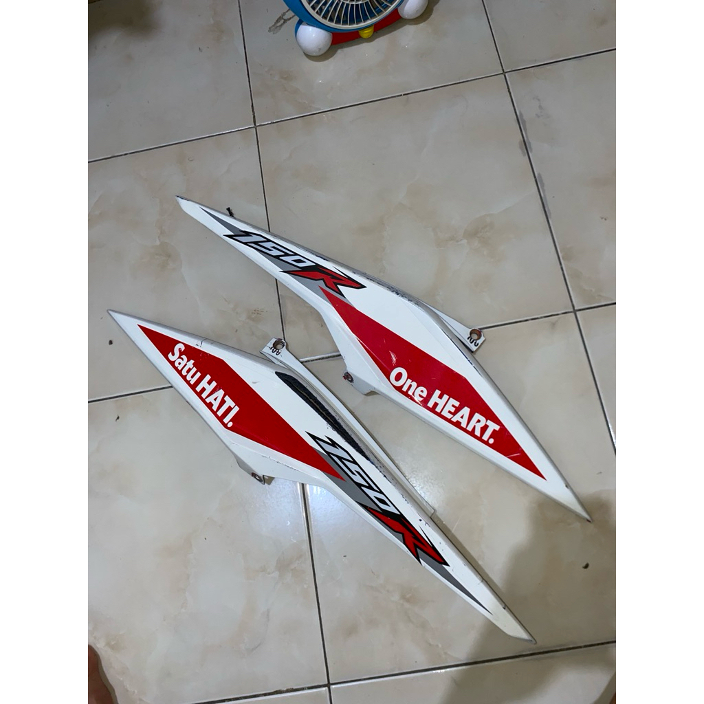 cover body belakang sonic