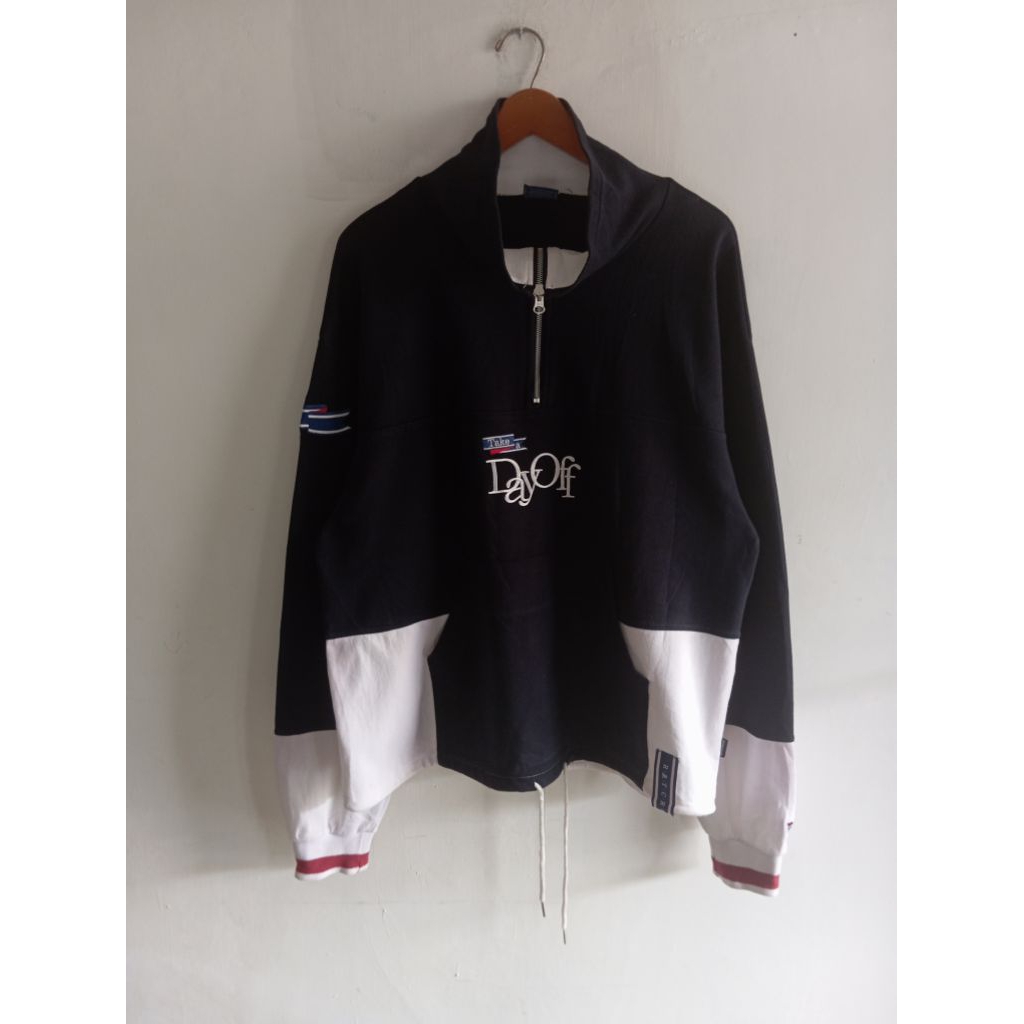 crewneck sweater sweatshirt oversize quarter zipper Romantic Crown