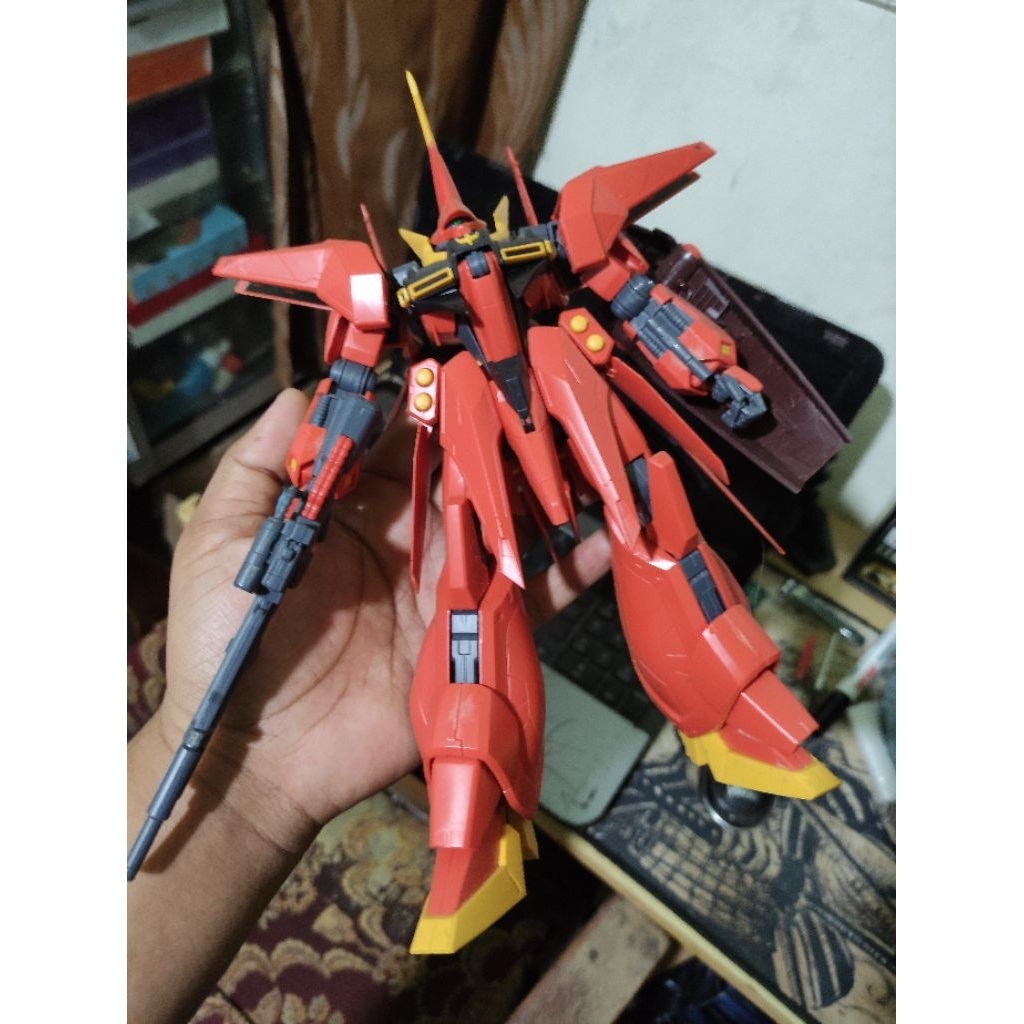 Bandai RE 1/100 Bawoo sudah rakit