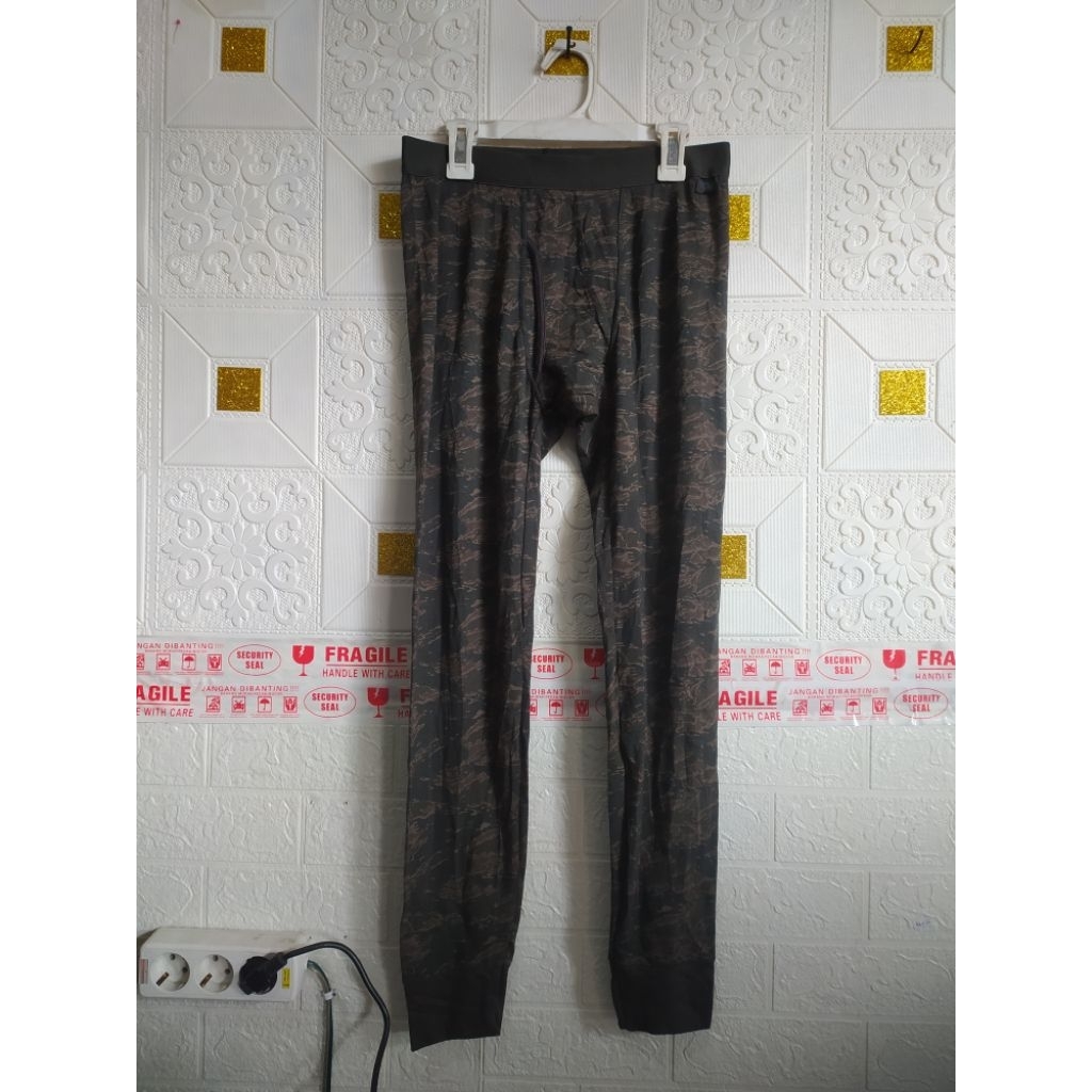 celana legging uniqlo heattech men