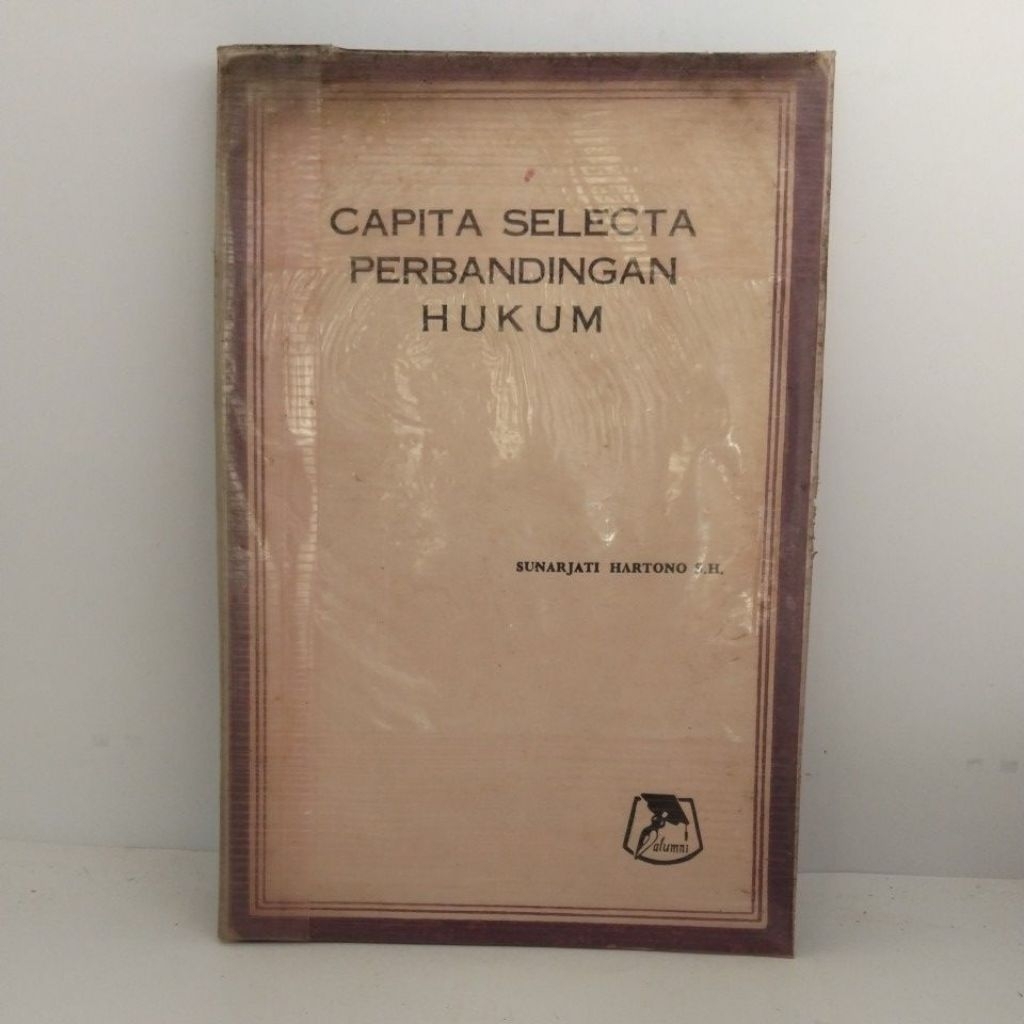 Buku Bekas Original CAPITA SELECTA PERBANDINGAN HUKUM