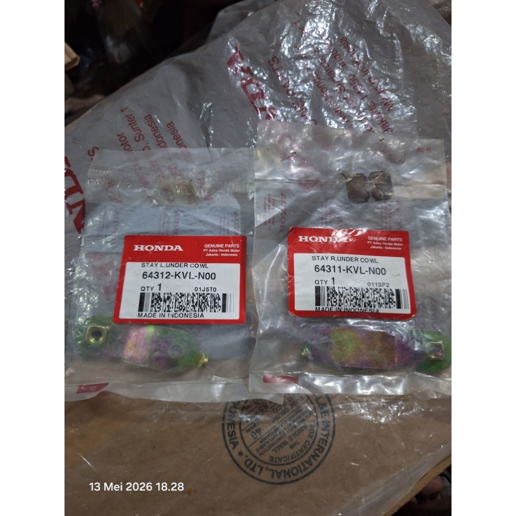 stay undercowl supra x125 batman KVL kanan kiri dudukan breket under cowl penutup mesin supra x125 x