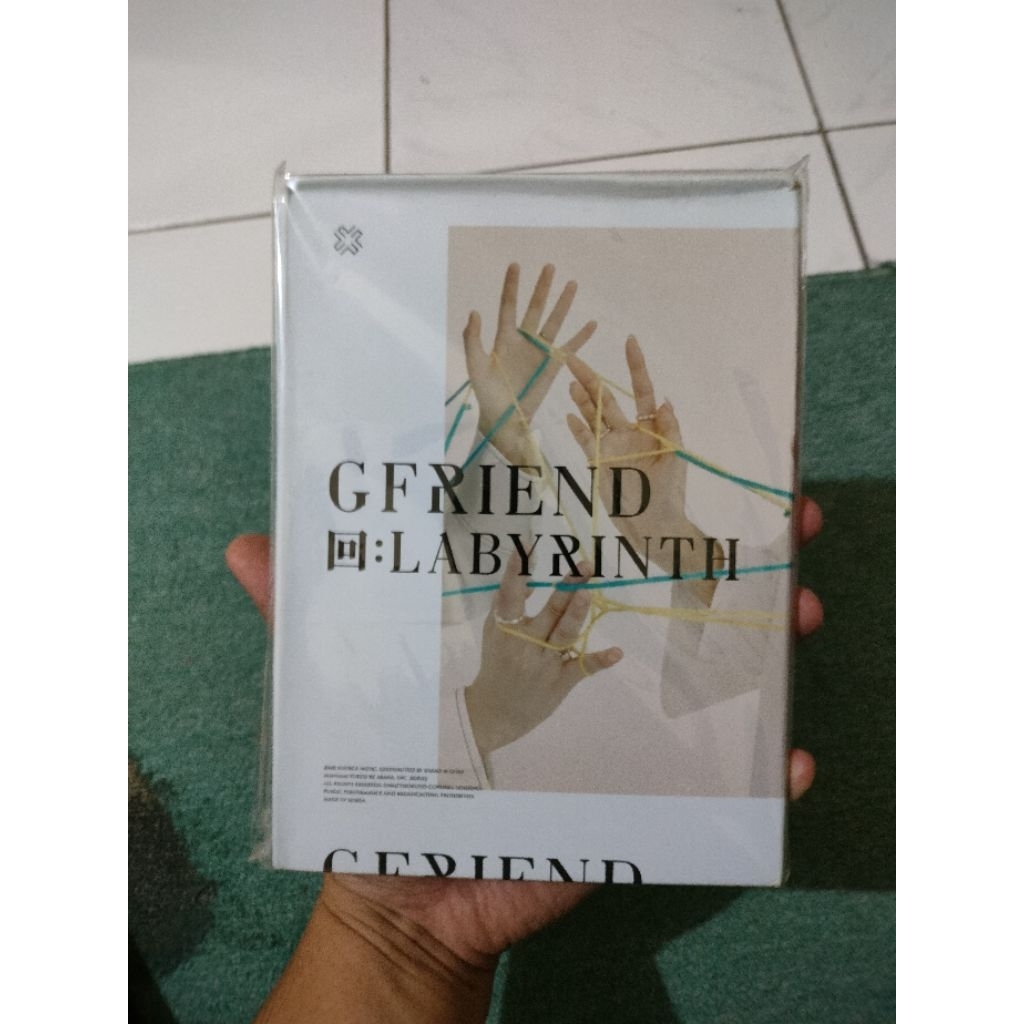 album only GFRIEND labyrinth