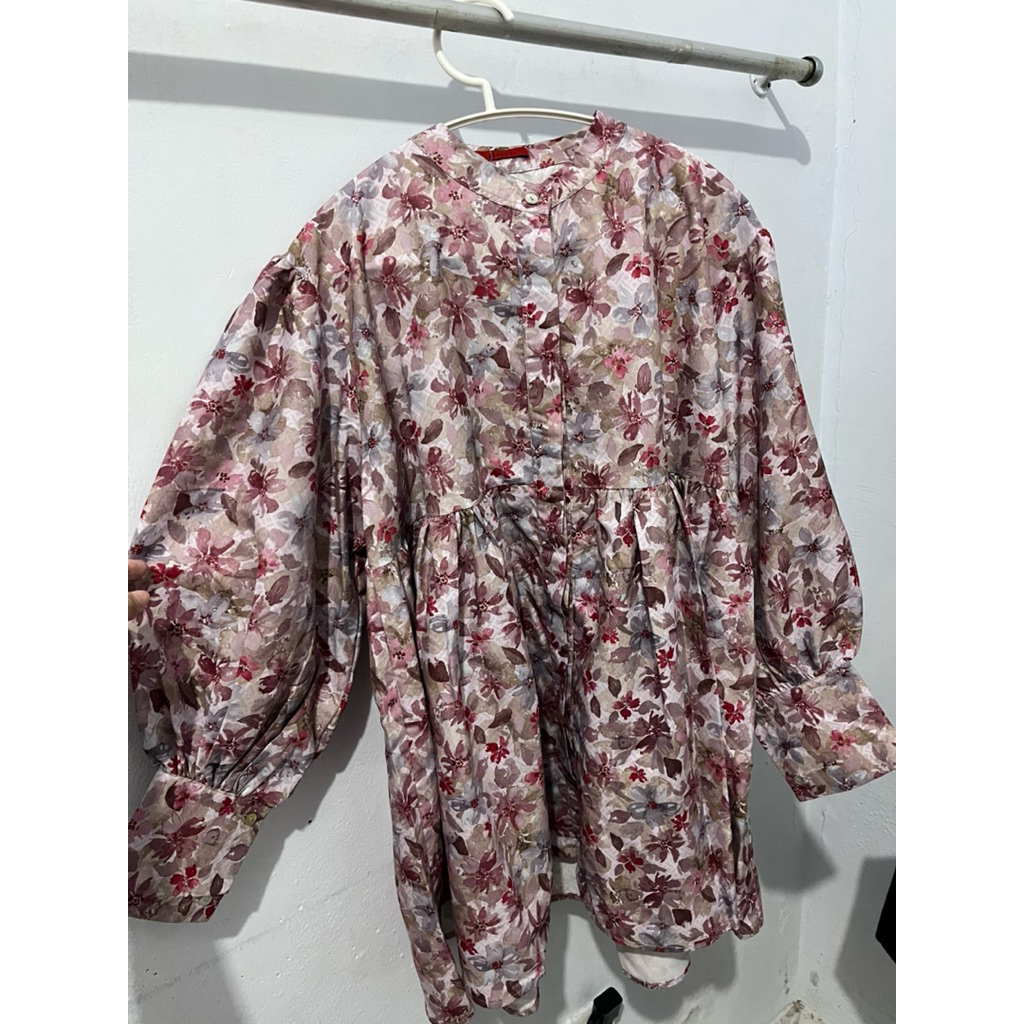 Preloved blouse by Arsscraft