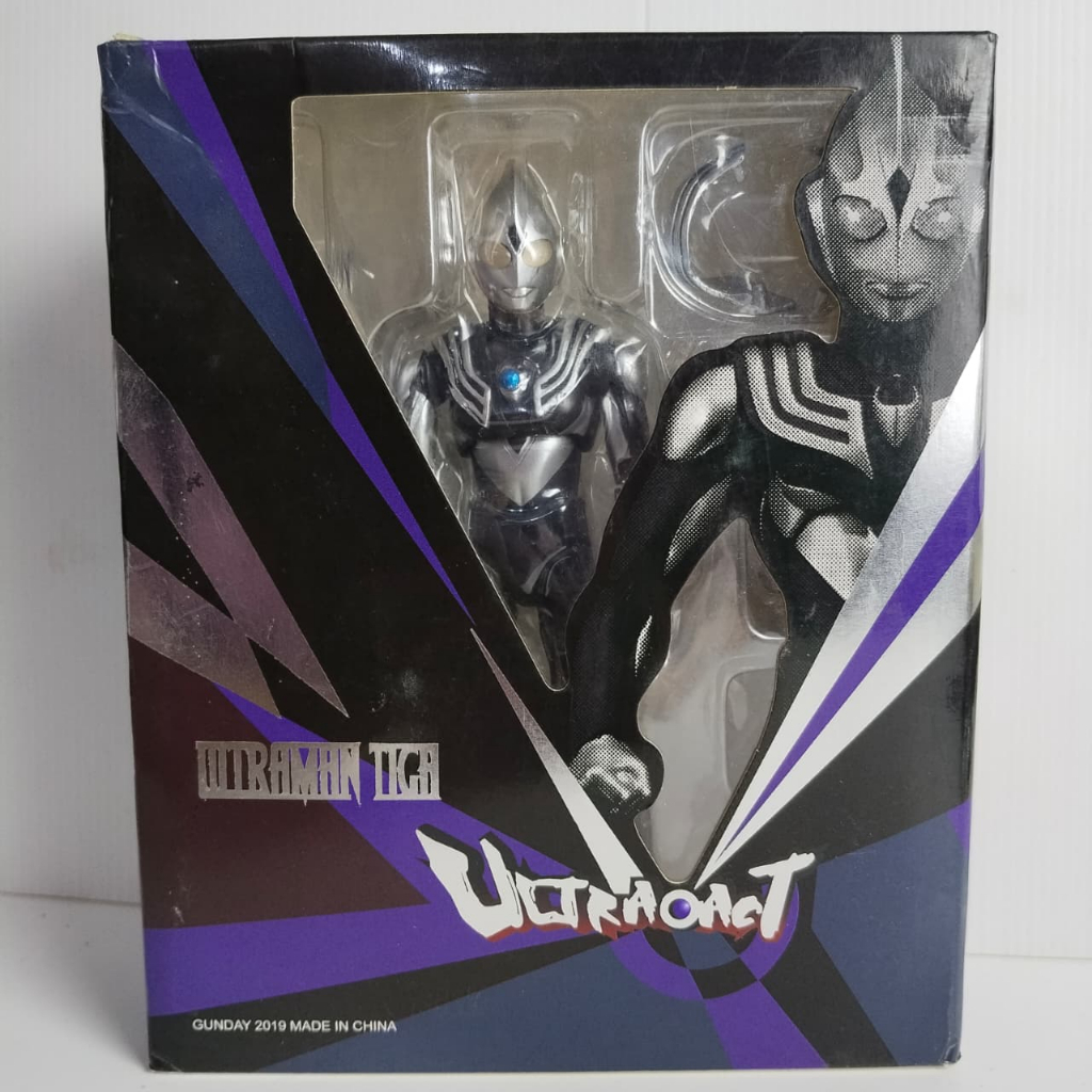 SHF Ultra Act Action Figure Ultraman Tiga Multitype