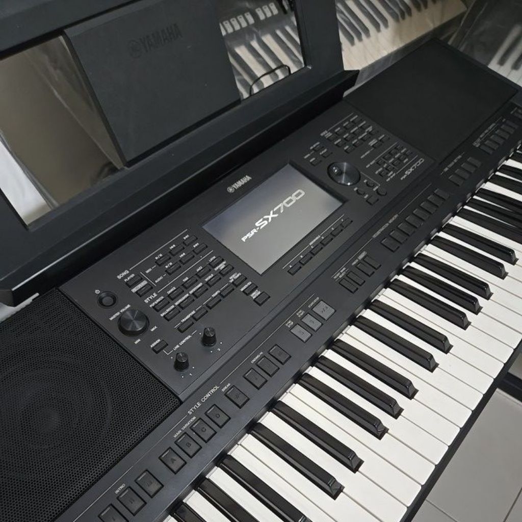 Yamaha PSR SX700 Second Mulus Istimewa Keyboard Organtunggal Bonus Flashdisk
