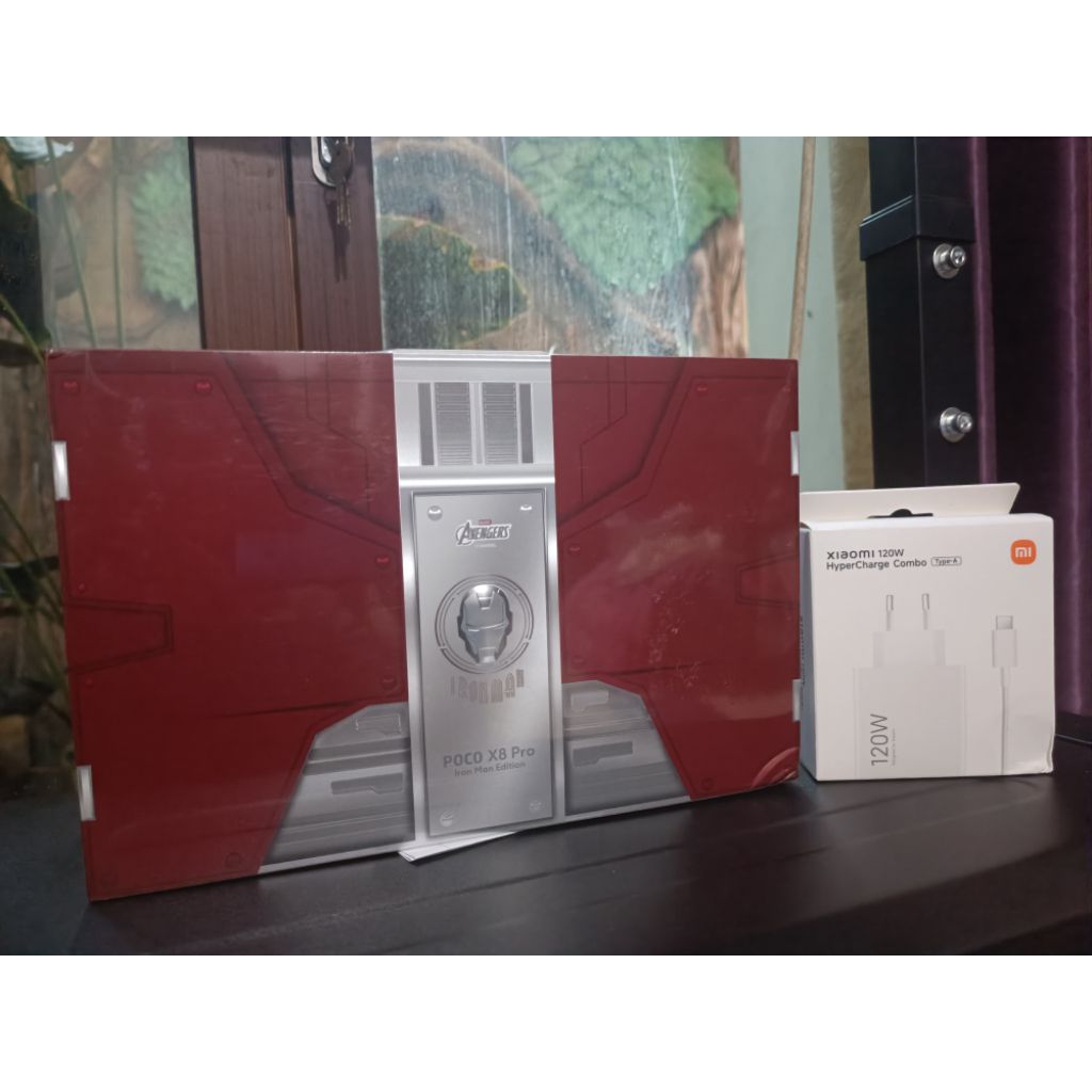 Poco X8 Pro Iron Man charger 120w