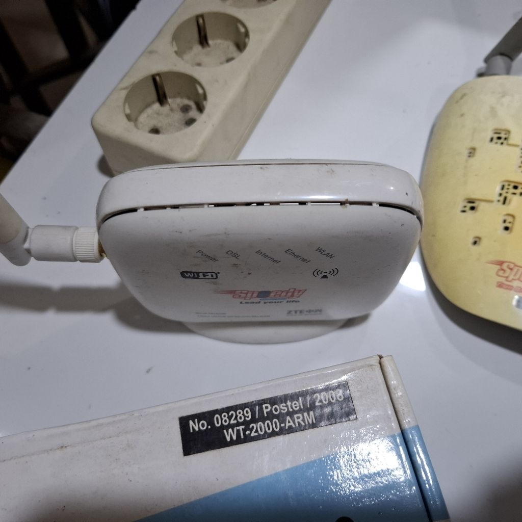modem zte bekas ada antena