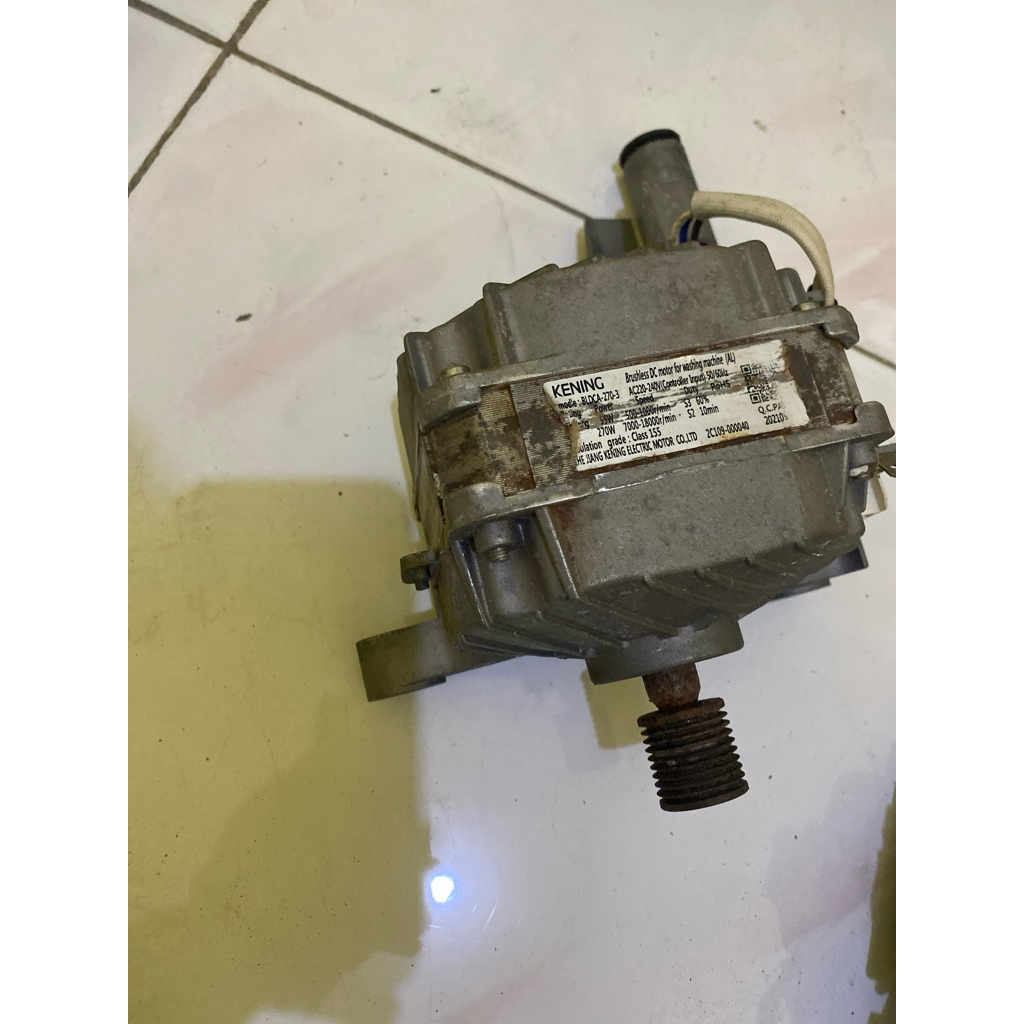 dinamo inverter mesin cuci Samsung ww70t3020ww atau ww80t3020ww