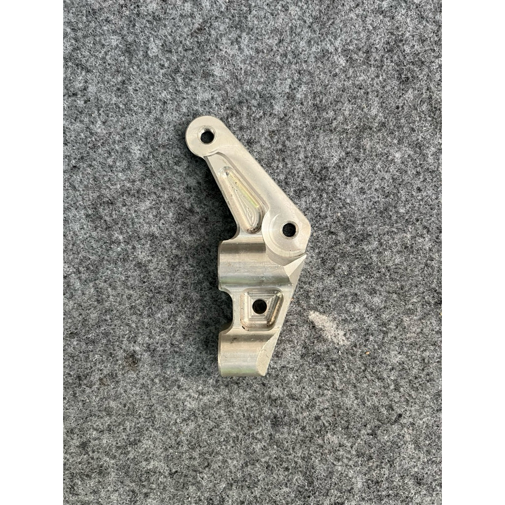 breket kaliper depan brembo monoblok ninja disc 300mm