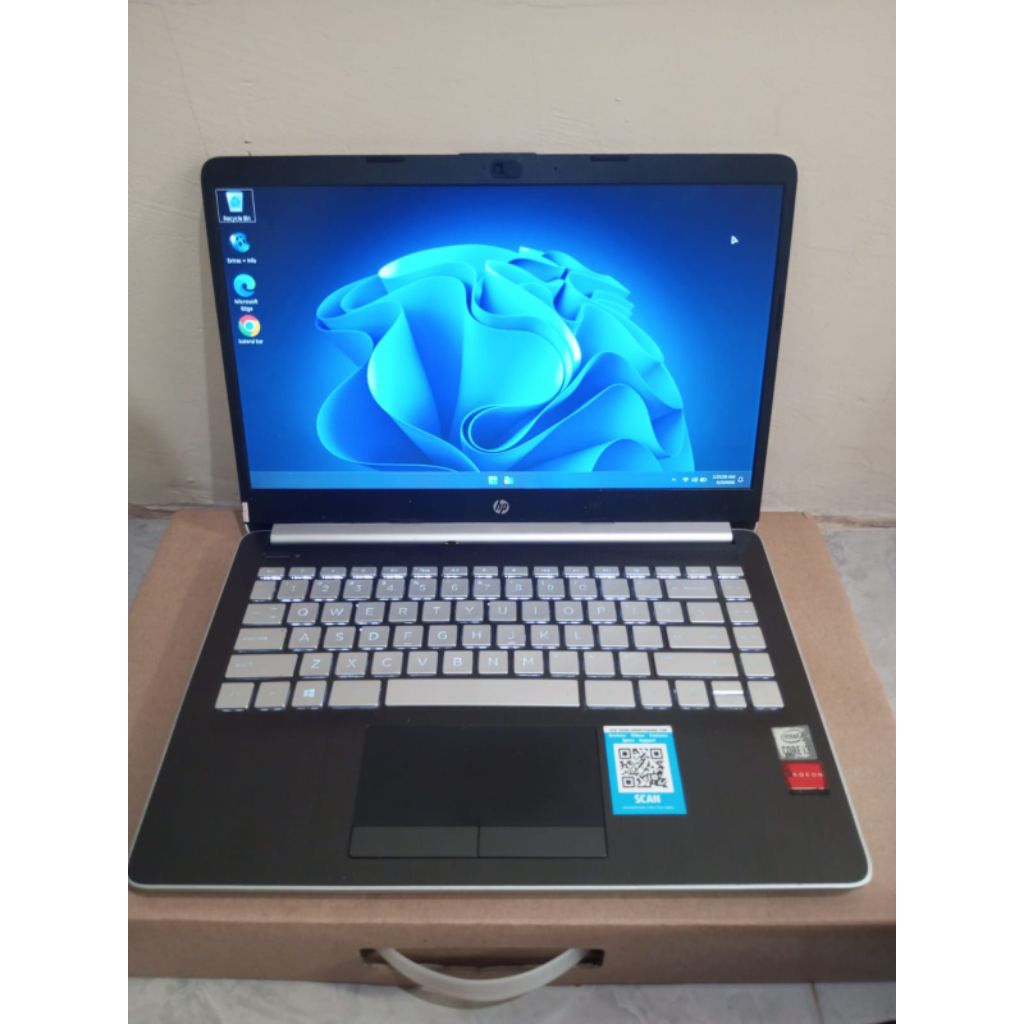 HP 14s-cf3xxx Core i3-1005G1 Gen 10 Dual VGA DDR 8GB SSD 512GB 14" bazzel Baterai 3 jam