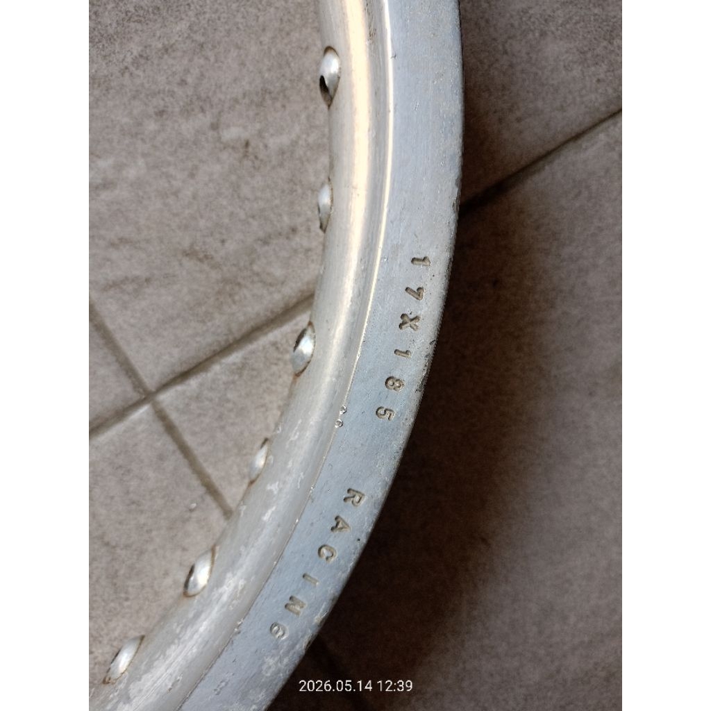 Velg Rossi Italy Ring 17 UK 185 SECOND BEKAS