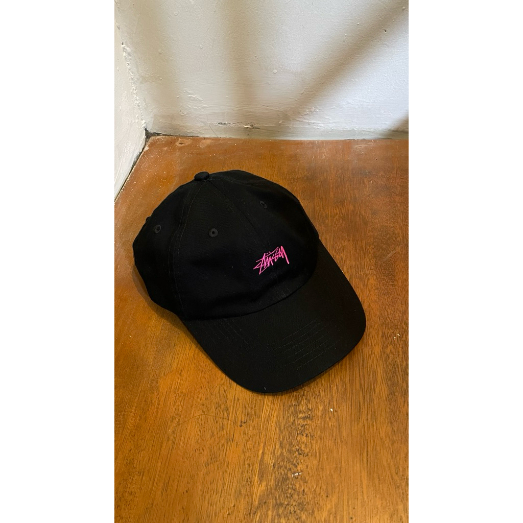 cap stussy