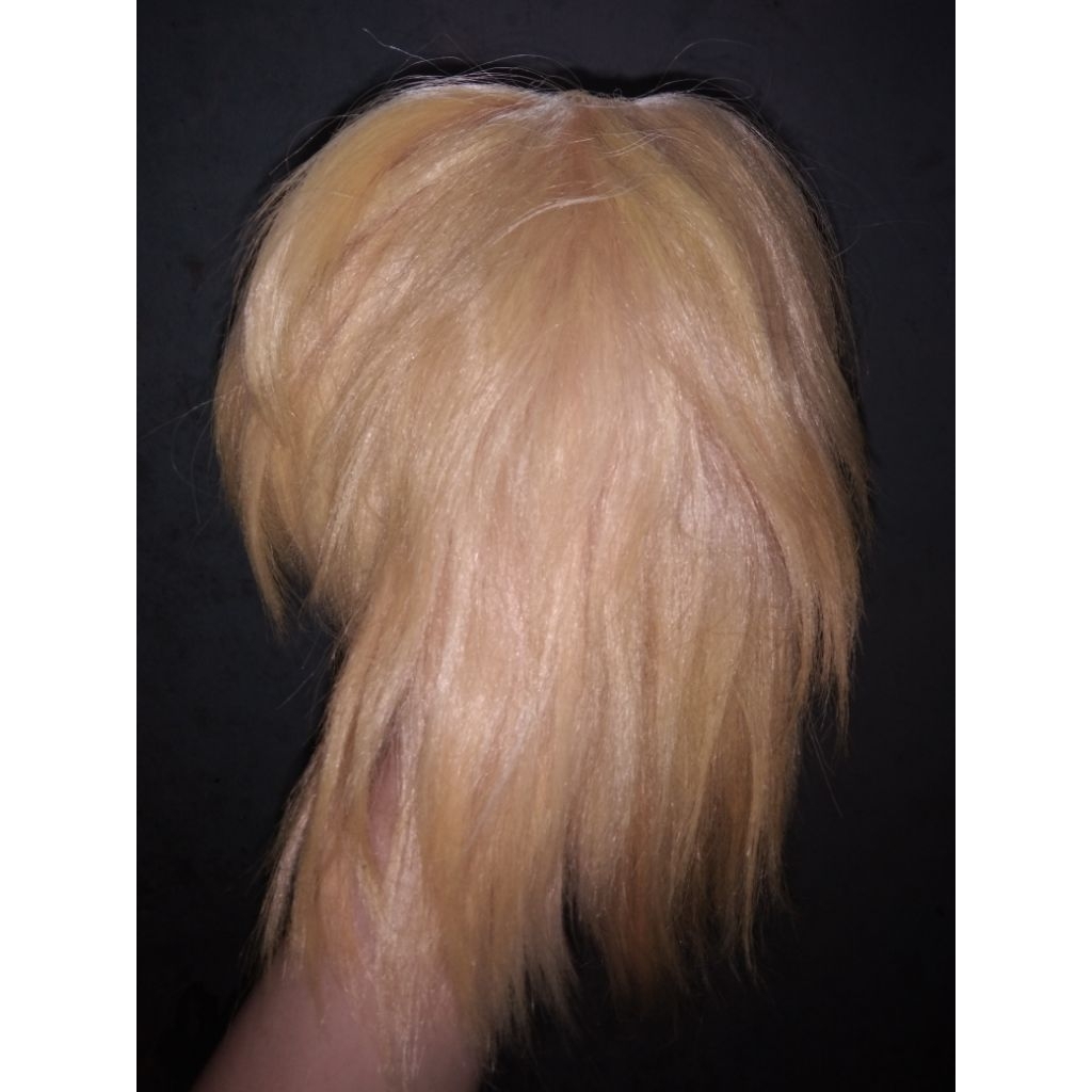 wig blonde