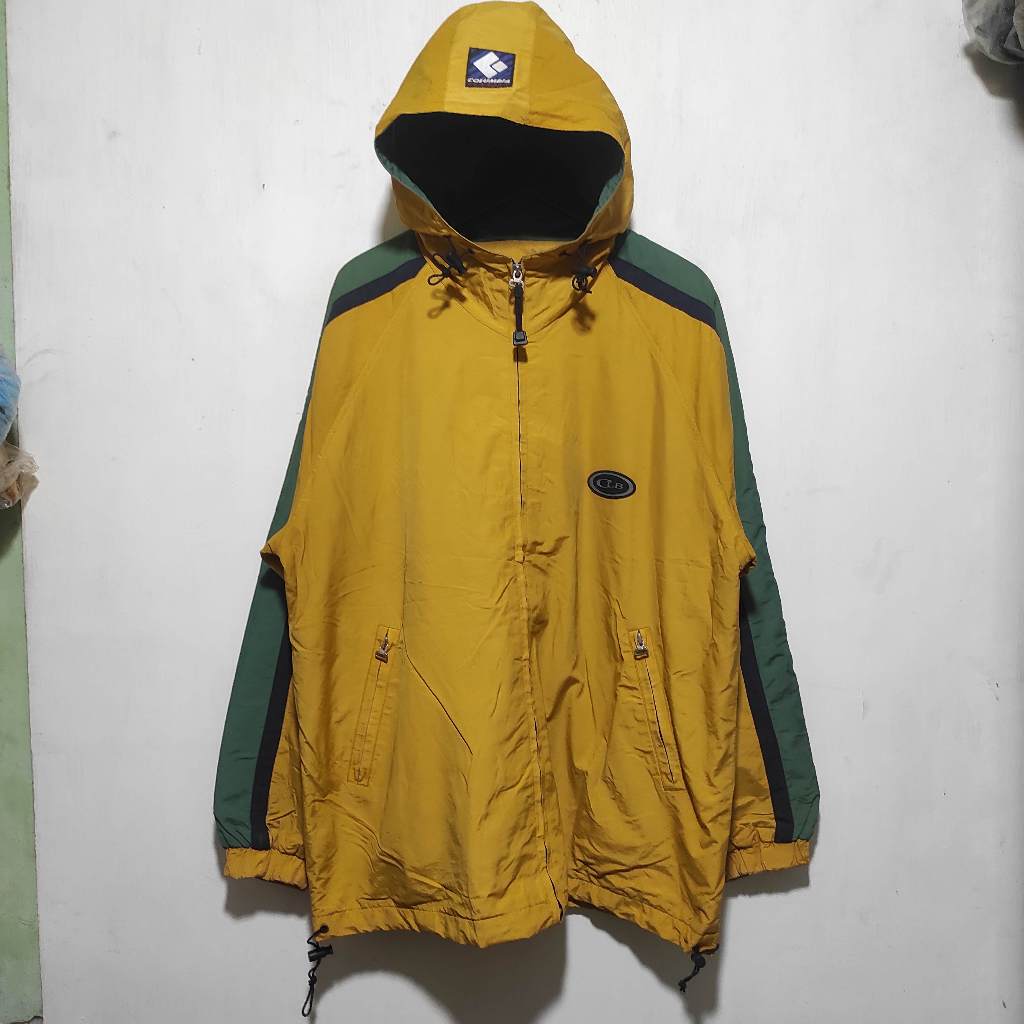 Columbia Classic Outdoor Jacket  Size : XL