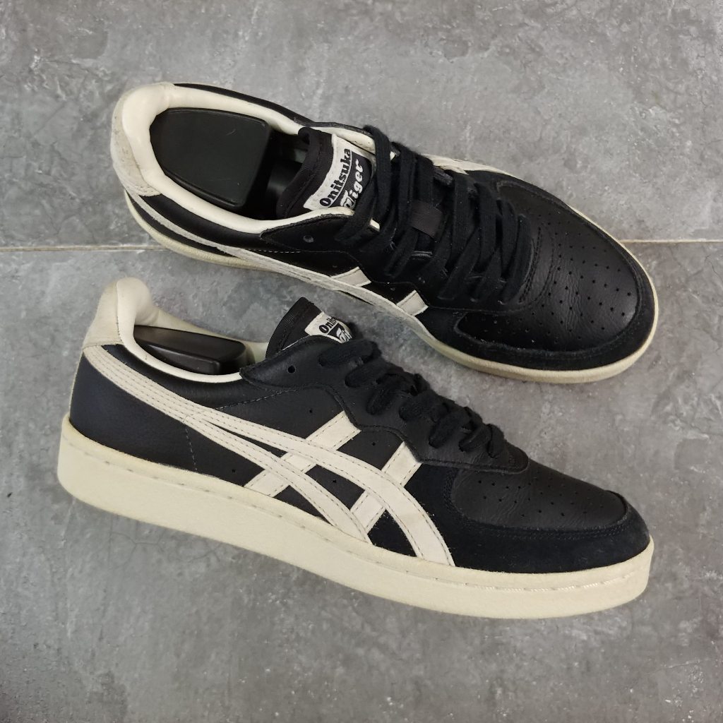 ( Size 39 ) Onitsuka Tiger Gsm Black White Original
