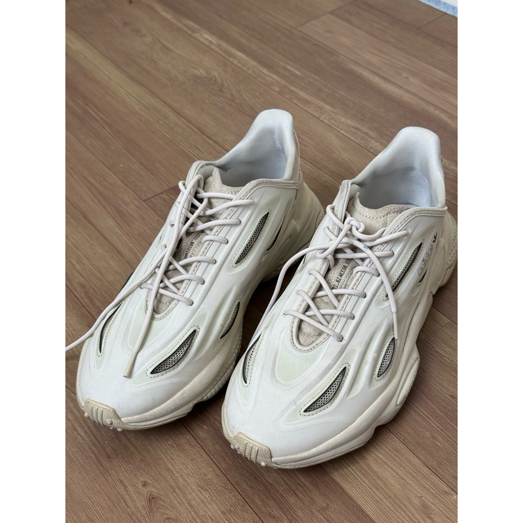 Sepatu Adidas Ozweego Celox Beige Size 44 Preloved