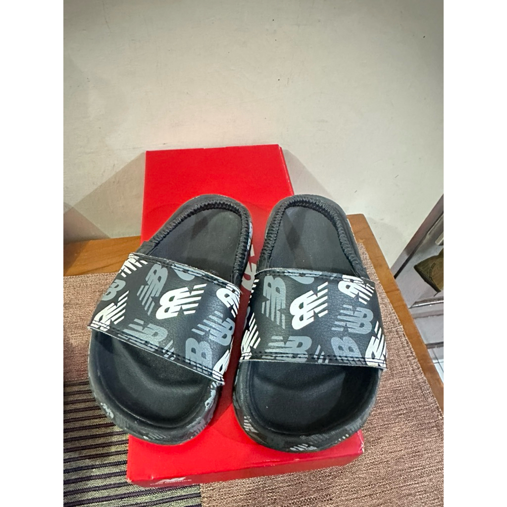 Sandal New Balance Kids Original Preloved